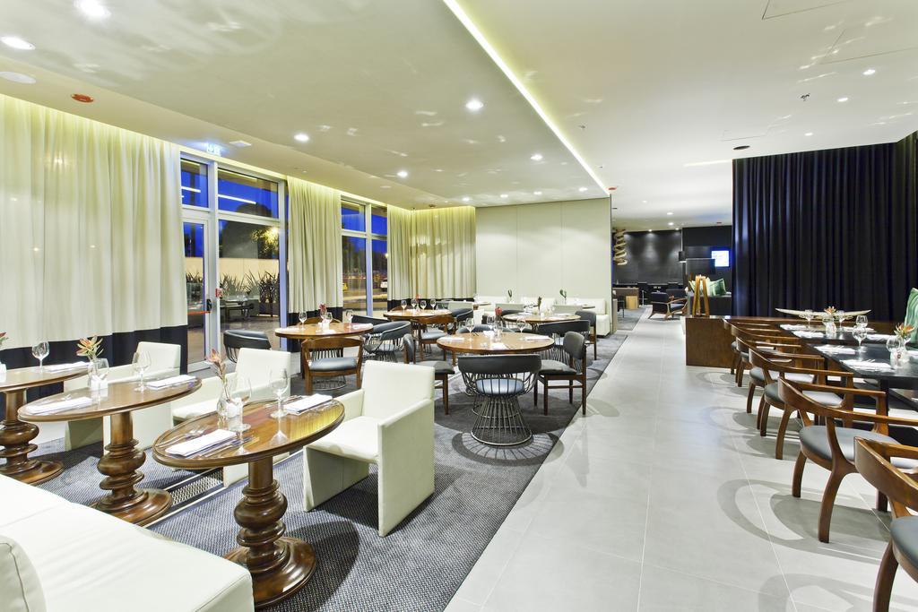 Movich Buro 26 Hotel Bogotá Eksteriør billede The restaurant